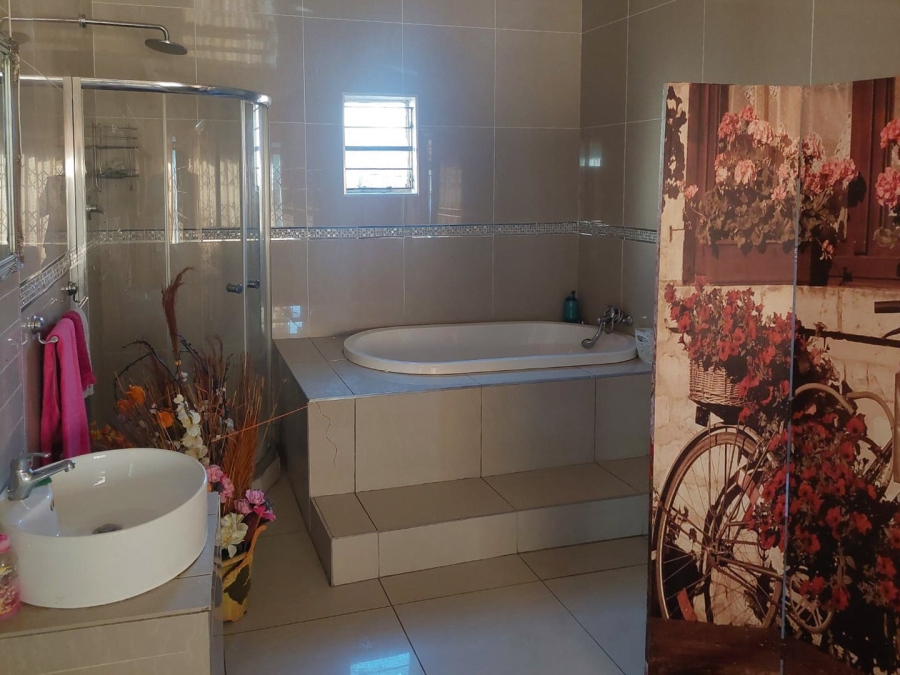 3 Bedroom Property for Sale in Randlespark North West